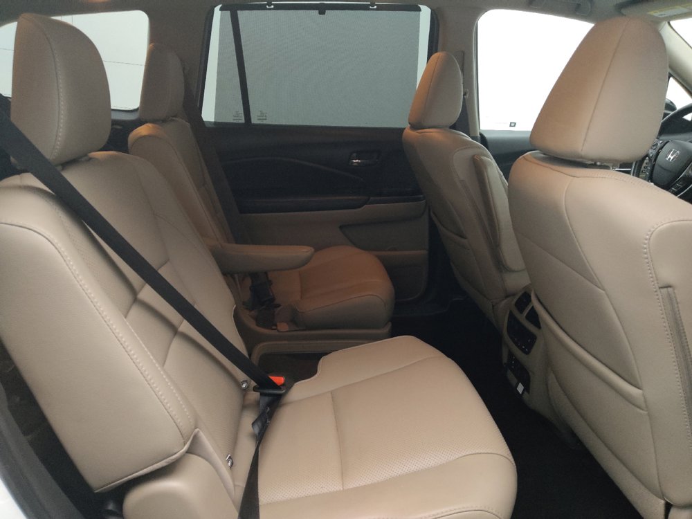 Used 2017 Honda Pilot Elite image 19