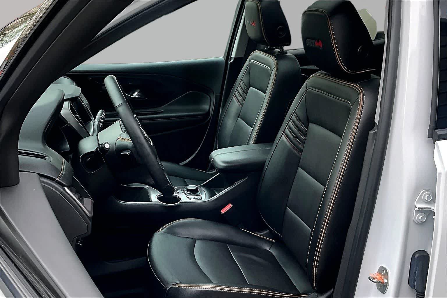 Used 2023 GMC Terrain AT4 w/ Infotainment Package II AWD/4WD image 9