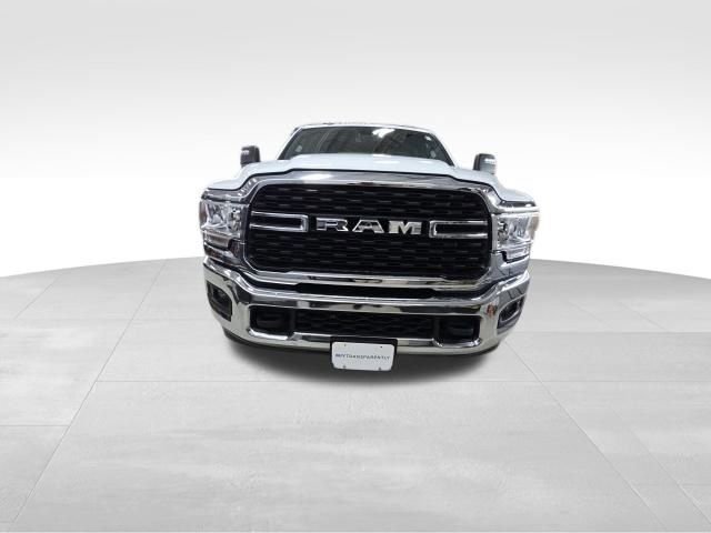 Used 2024 RAM 3500 Big Horn image 2