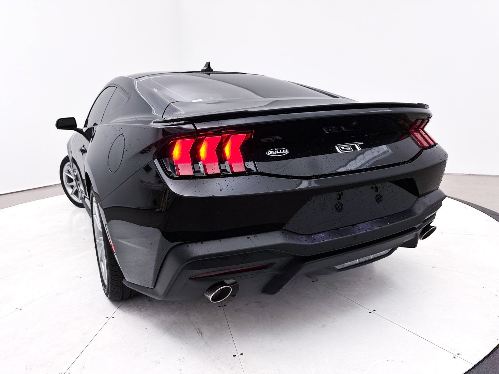 Used 2024 Ford Mustang GT Premium RWD image 8