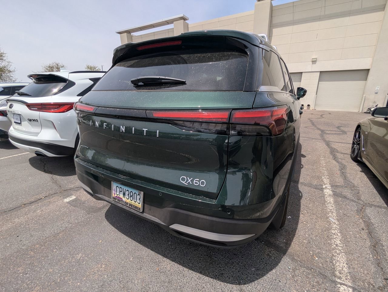 Certified 2026 INFINITI QX60 Luxe w/ Family Package FWD image 5