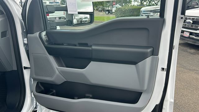 New 2026 Ford F350 XL w/ XL Chrome Package image 20