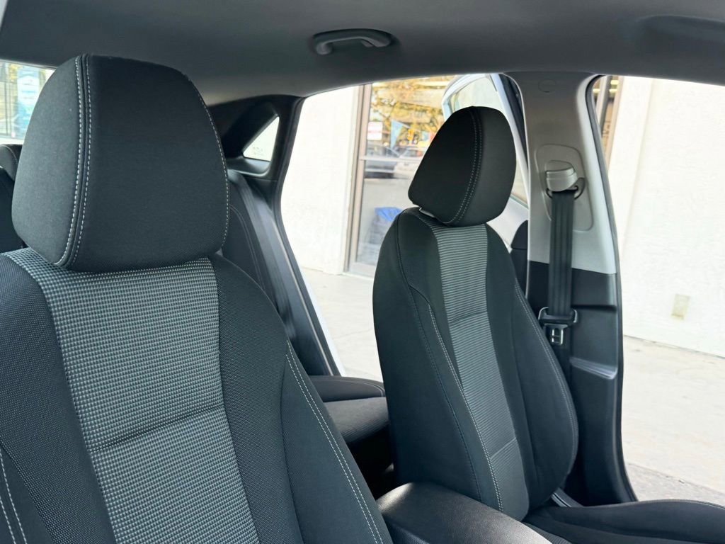 Used 2016 Hyundai Elantra GT w/ Option Group 02 image 27