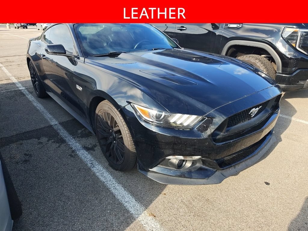 Used 2017 Ford Mustang GT Premium w/ GT Performance Package RWD image 3