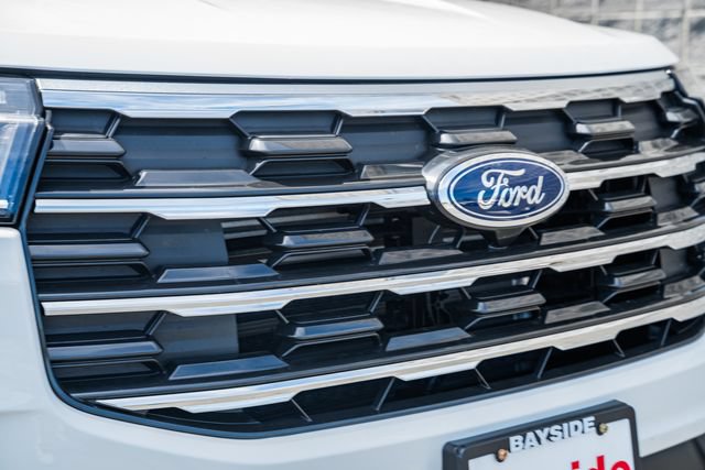 New 2026 Ford Explorer Active w/ Active Comfort Package AWD/4WD image 11