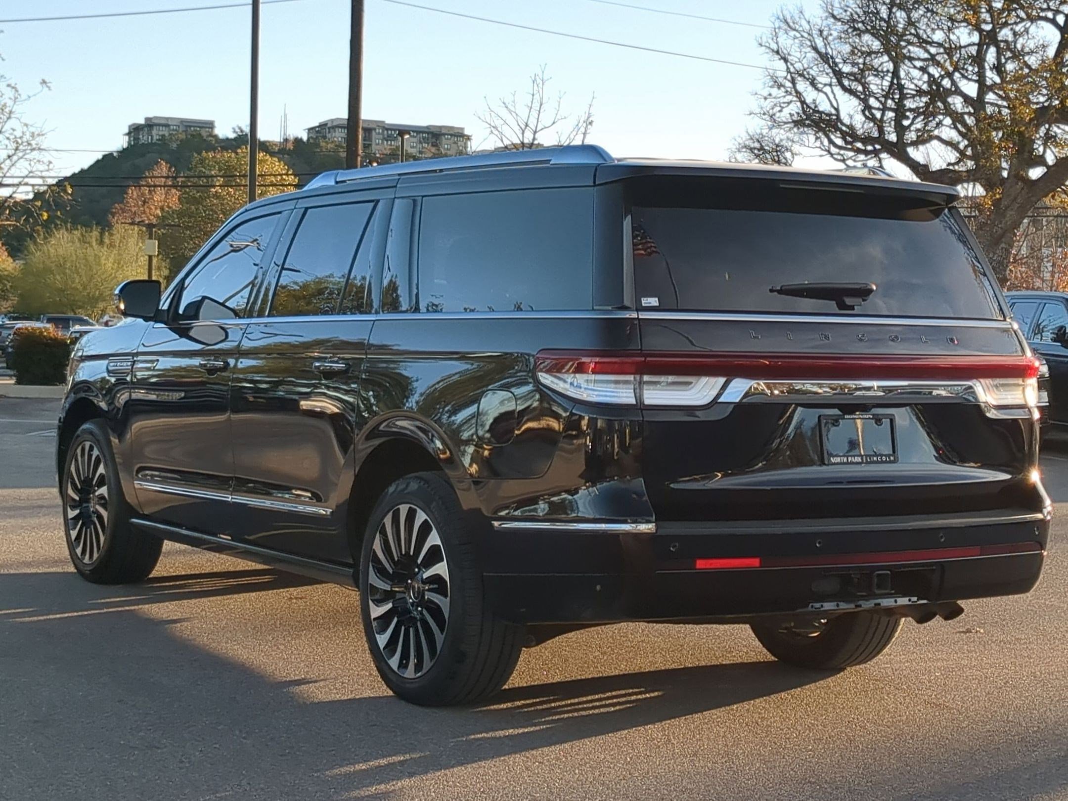Used 2022 Lincoln Navigator L Black Label image 5