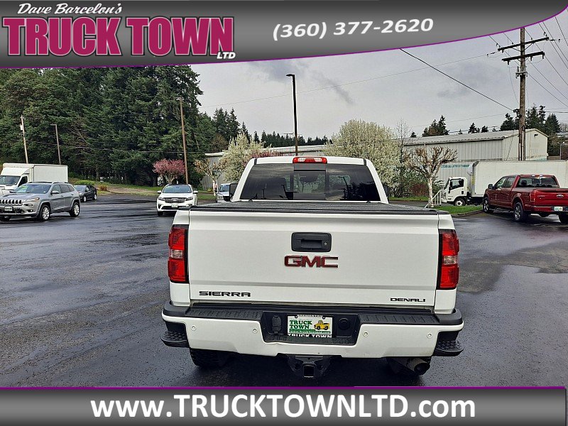 Used 2017 GMC Sierra 3500 Denali image 4