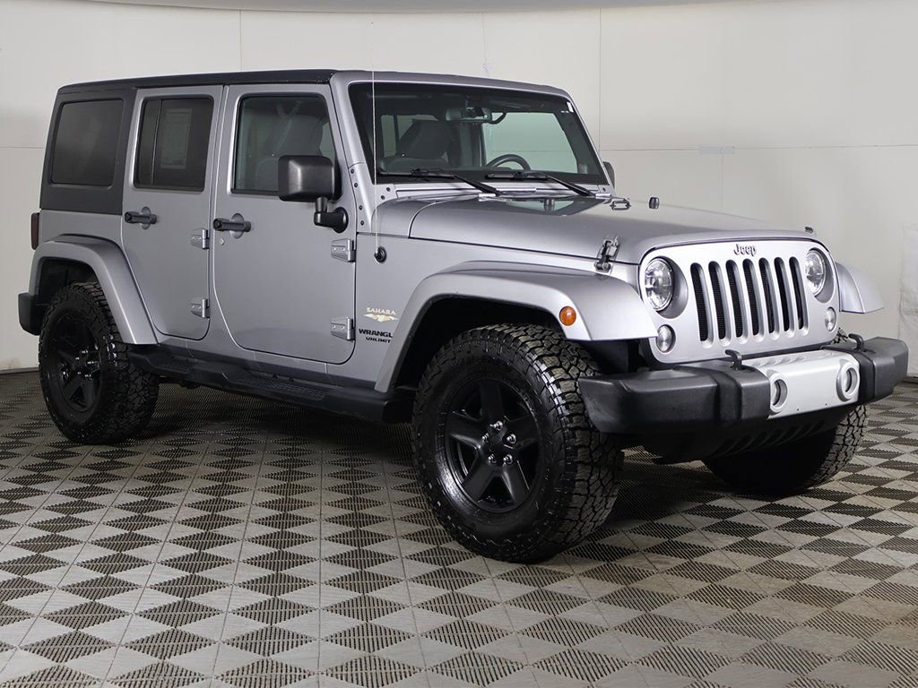 Used 2014 Jeep Wrangler Unlimited Sahara w/ Connectivity Group image 40