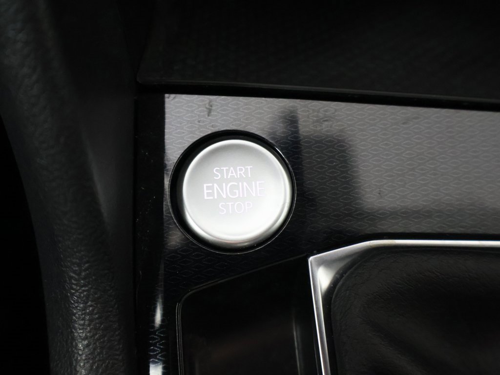 Used 2025 Volkswagen Taos S image 35