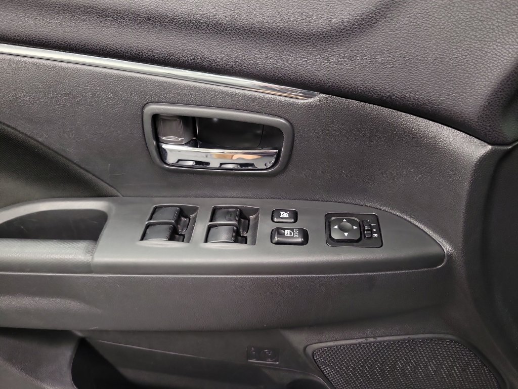 Used 2024 Mitsubishi Outlander Sport ES AWD/4WD image 27