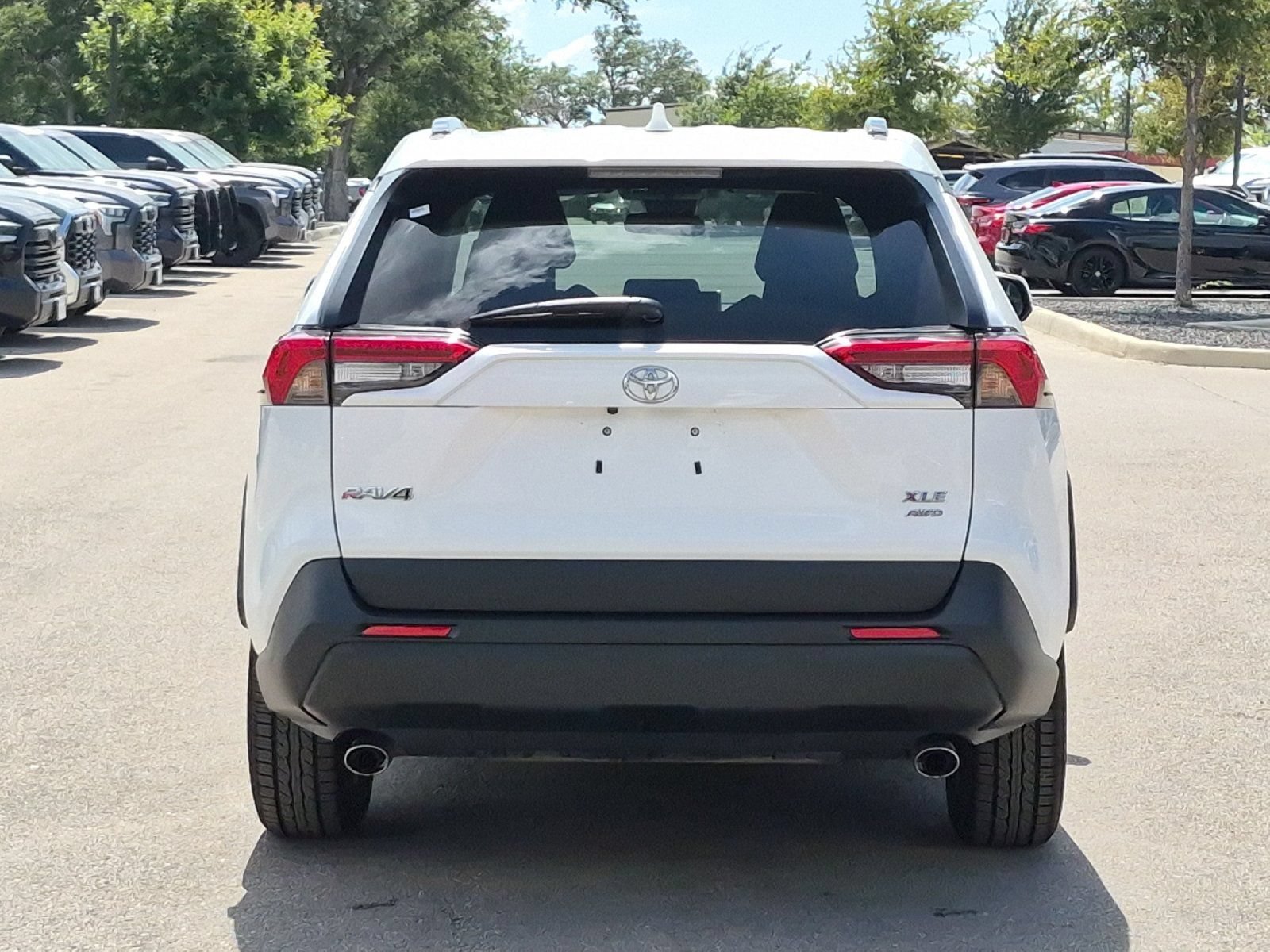 Certified 2025 Toyota RAV4 XLE AWD/4WD image 4