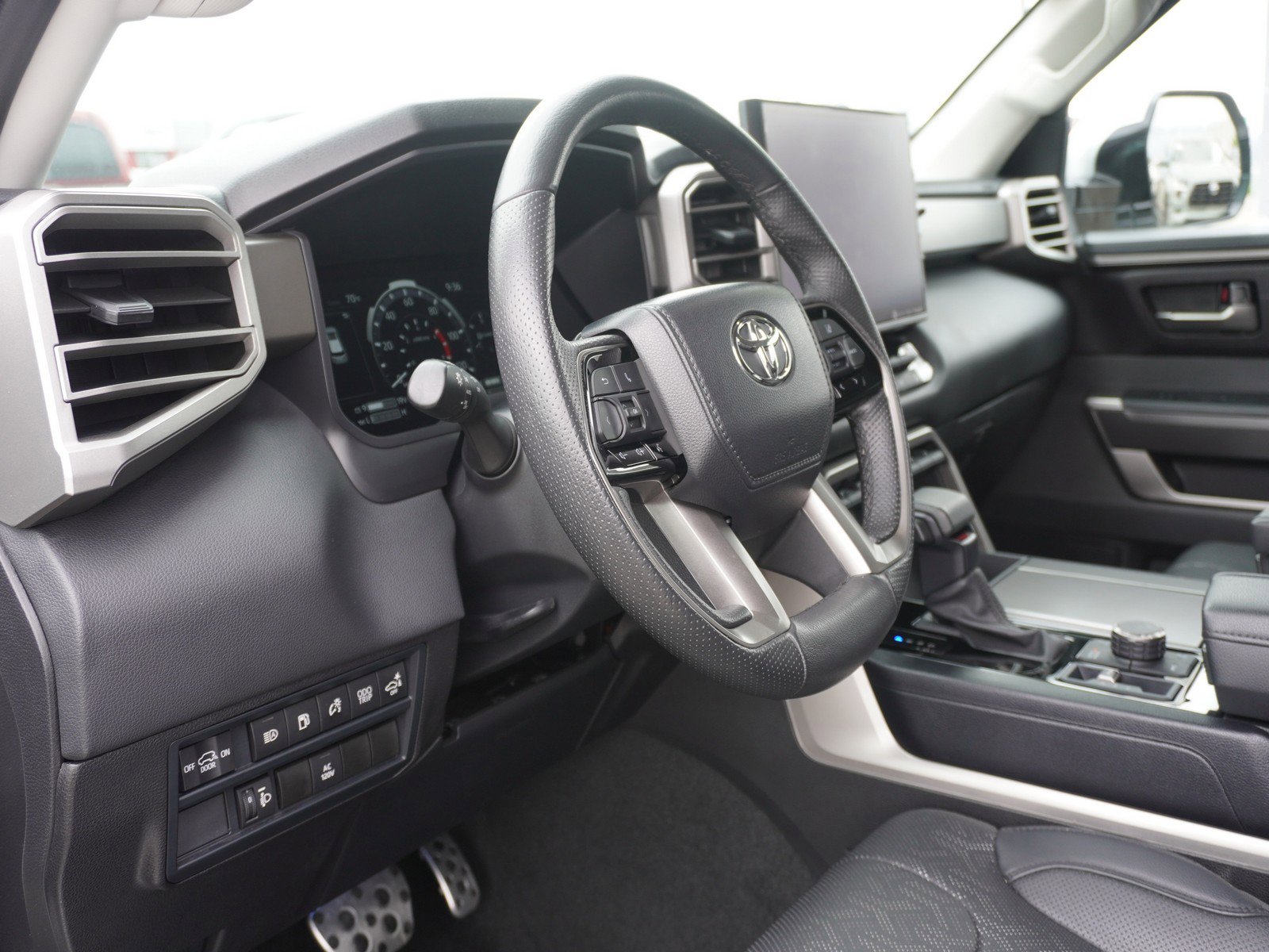 Used 2024 Toyota Sequoia SR5 w/ SR5 Premium Package image 23