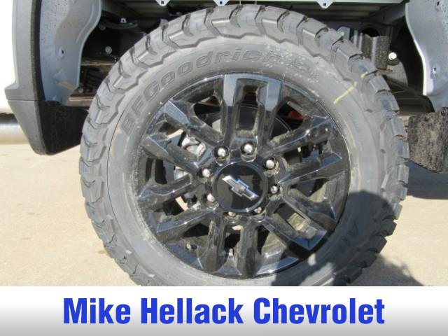 New 2026 Chevrolet Silverado 2500 LT image 9