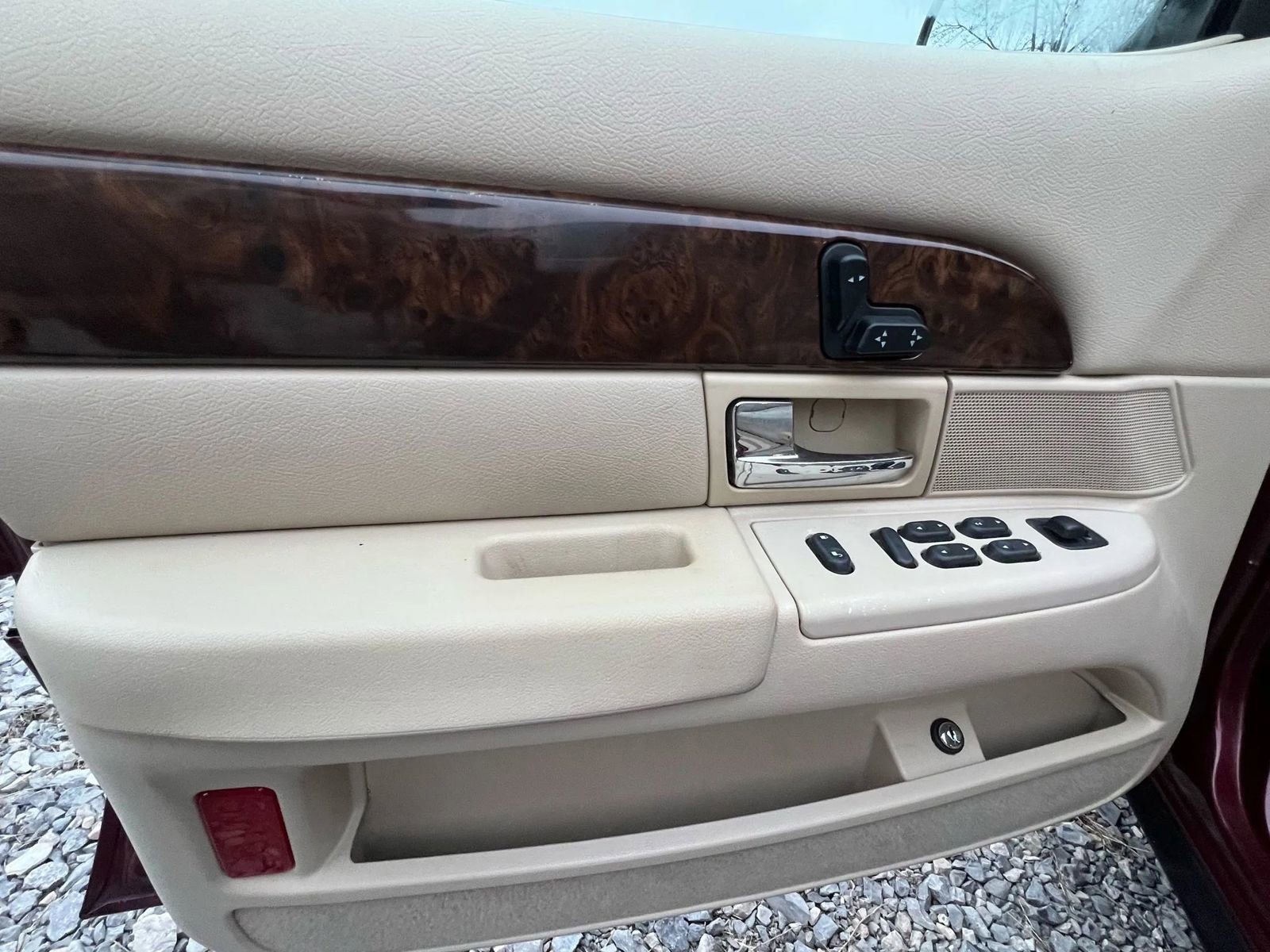 Used 2007 Mercury Grand Marquis GS image 9