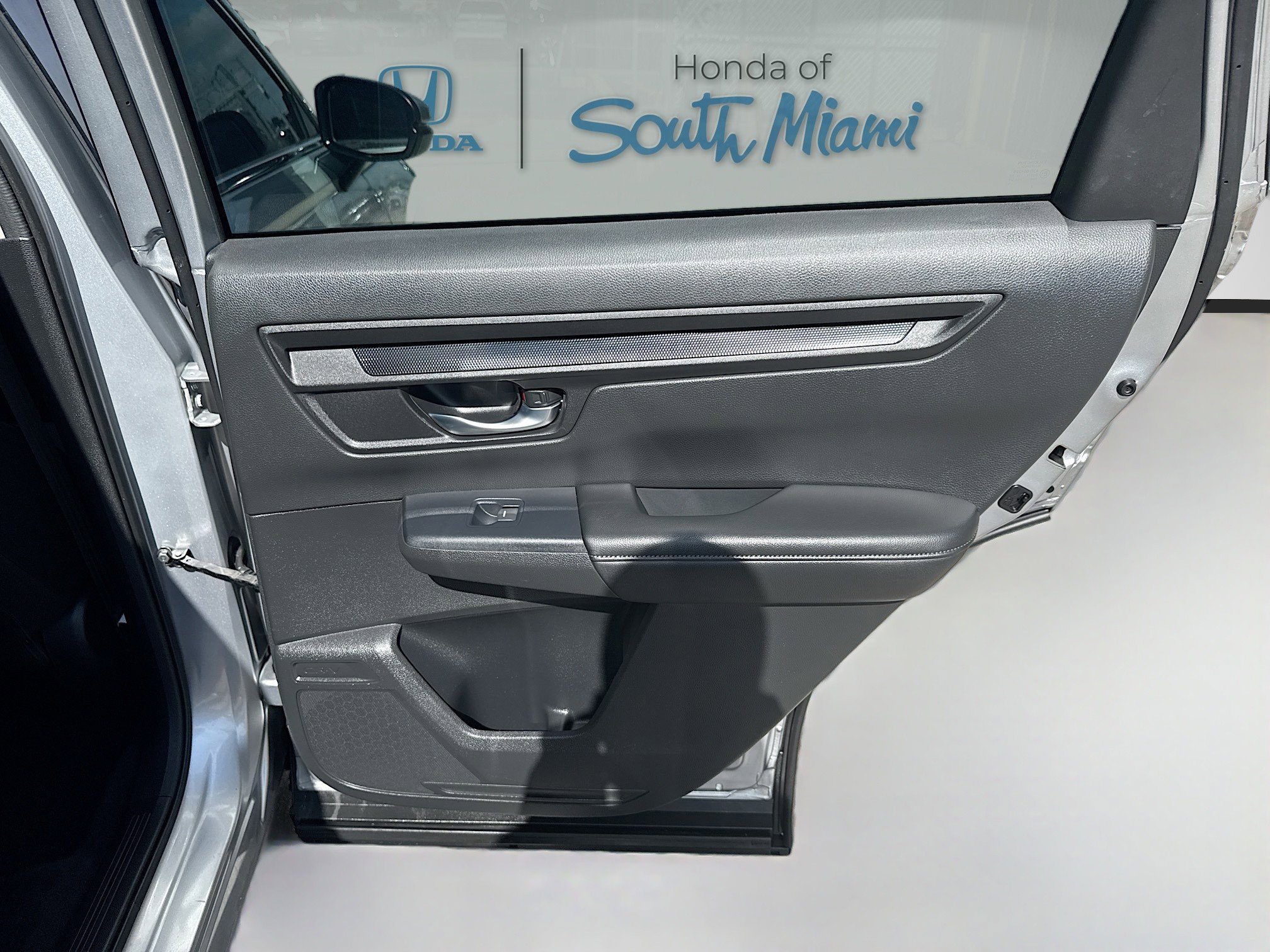 Used 2024 Honda CR-V LX image 30