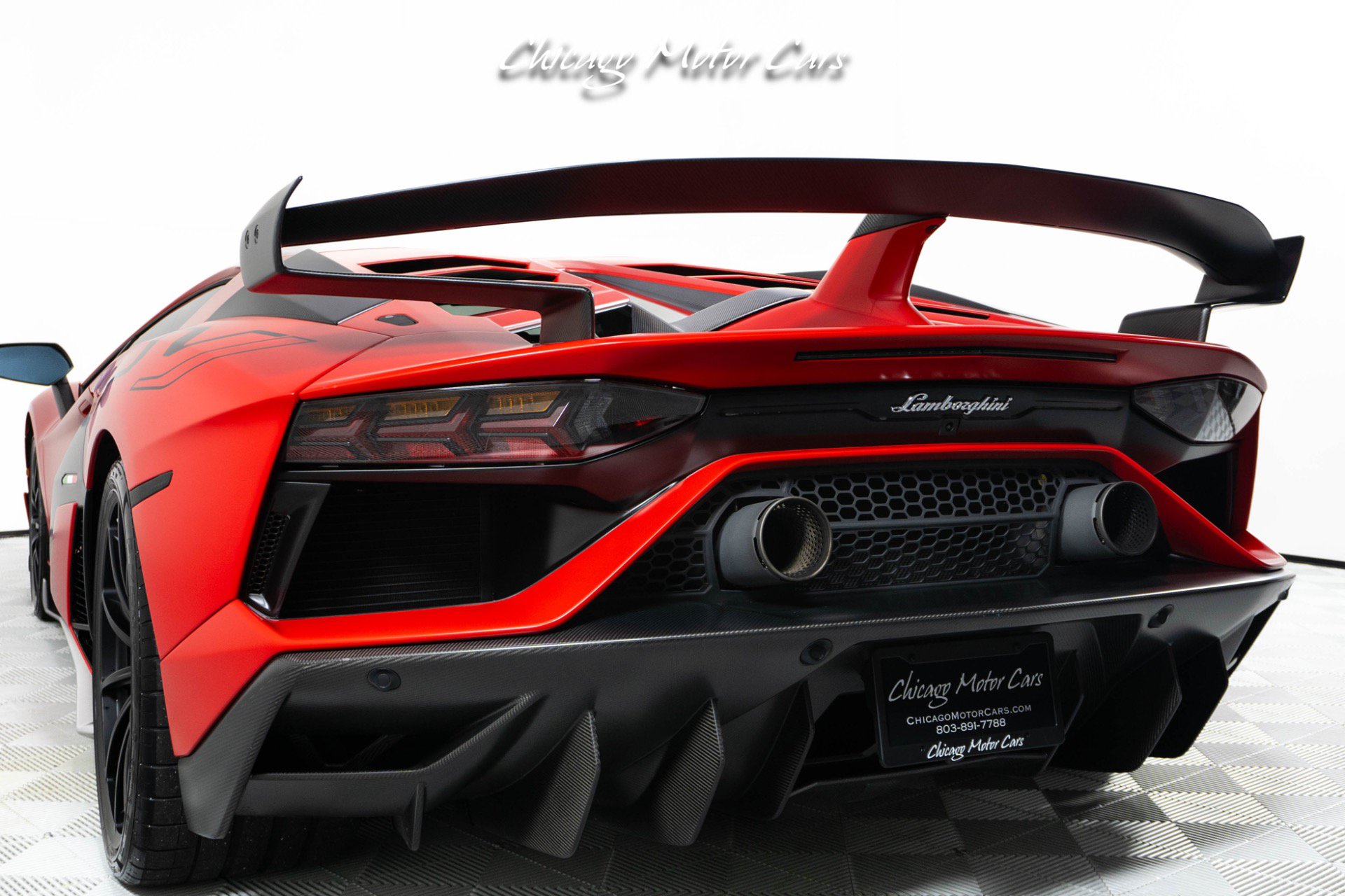 Used 2019 Lamborghini Aventador SVJ AWD/4WD image 21