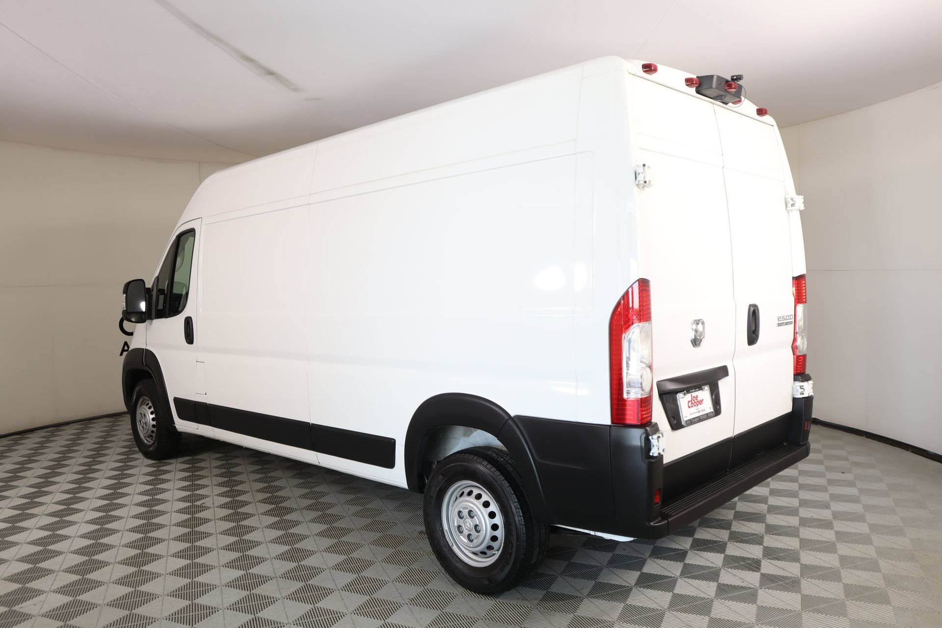 Used 2025 RAM ProMaster 2500 w/ Convenience Group image 20