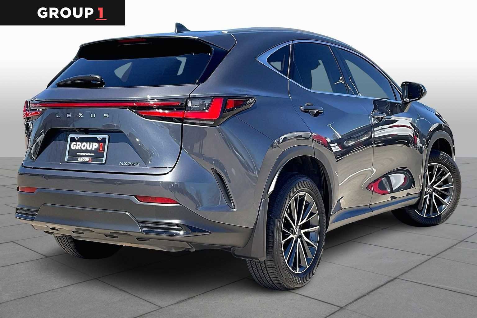 Used 2025 Lexus NX 250 FWD w/ Accessory Package (2T) image 11