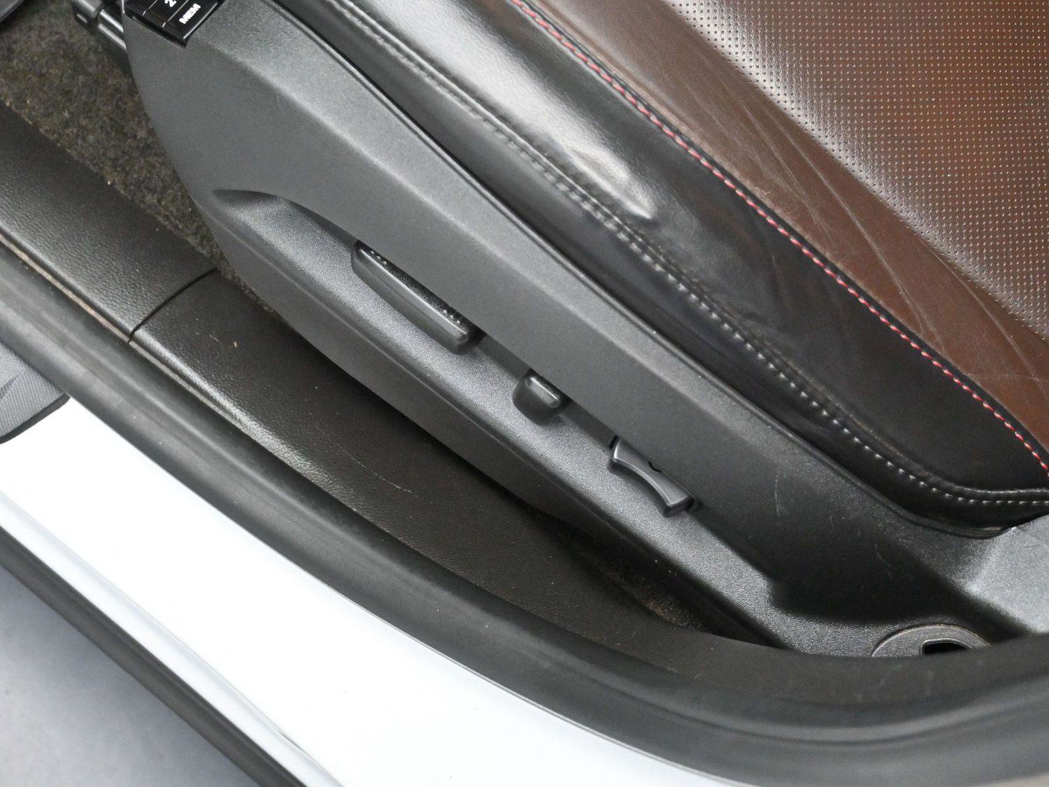 Used 2012 GMC Terrain SLT image 14