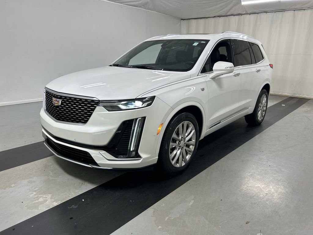 Used 2023 Cadillac XT6 Premium Luxury w/ LPO, Floor Liner Package AWD/4WD image 5