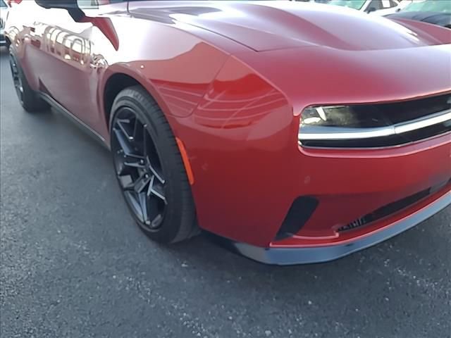 Used 2024 Dodge Charger R/T w/ Plus Group AWD/4WD image 19