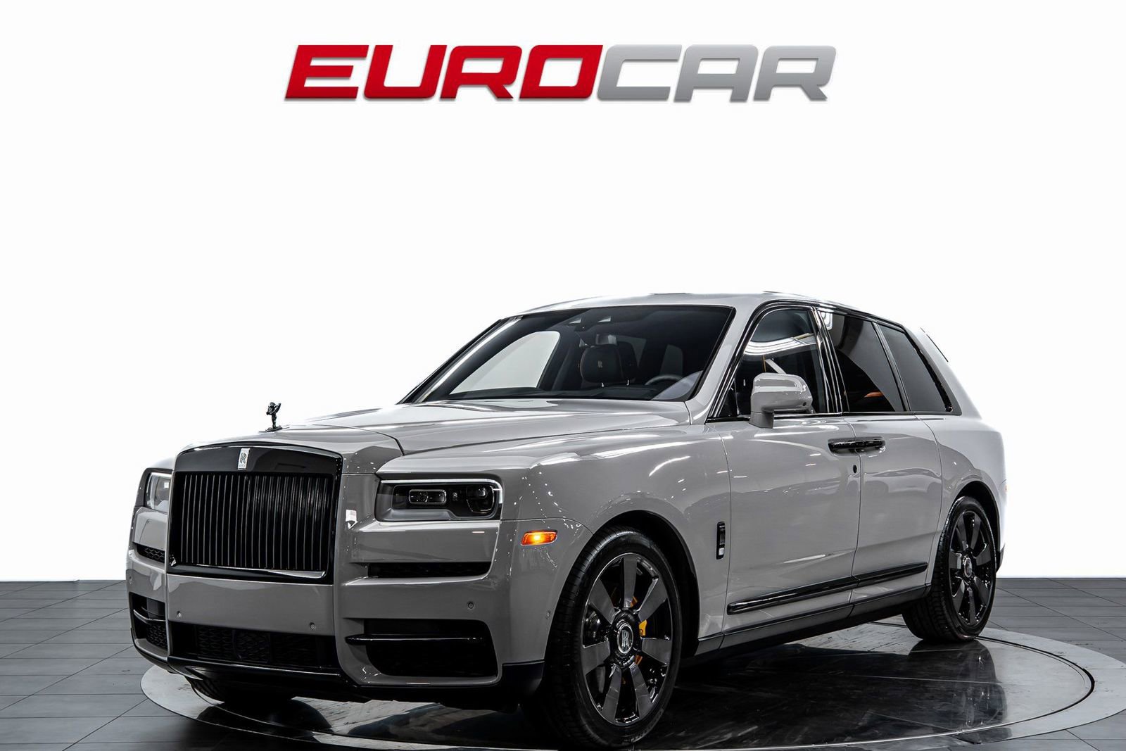 Used 2024 Rolls-Royce Cullinan AWD/4WD image 1