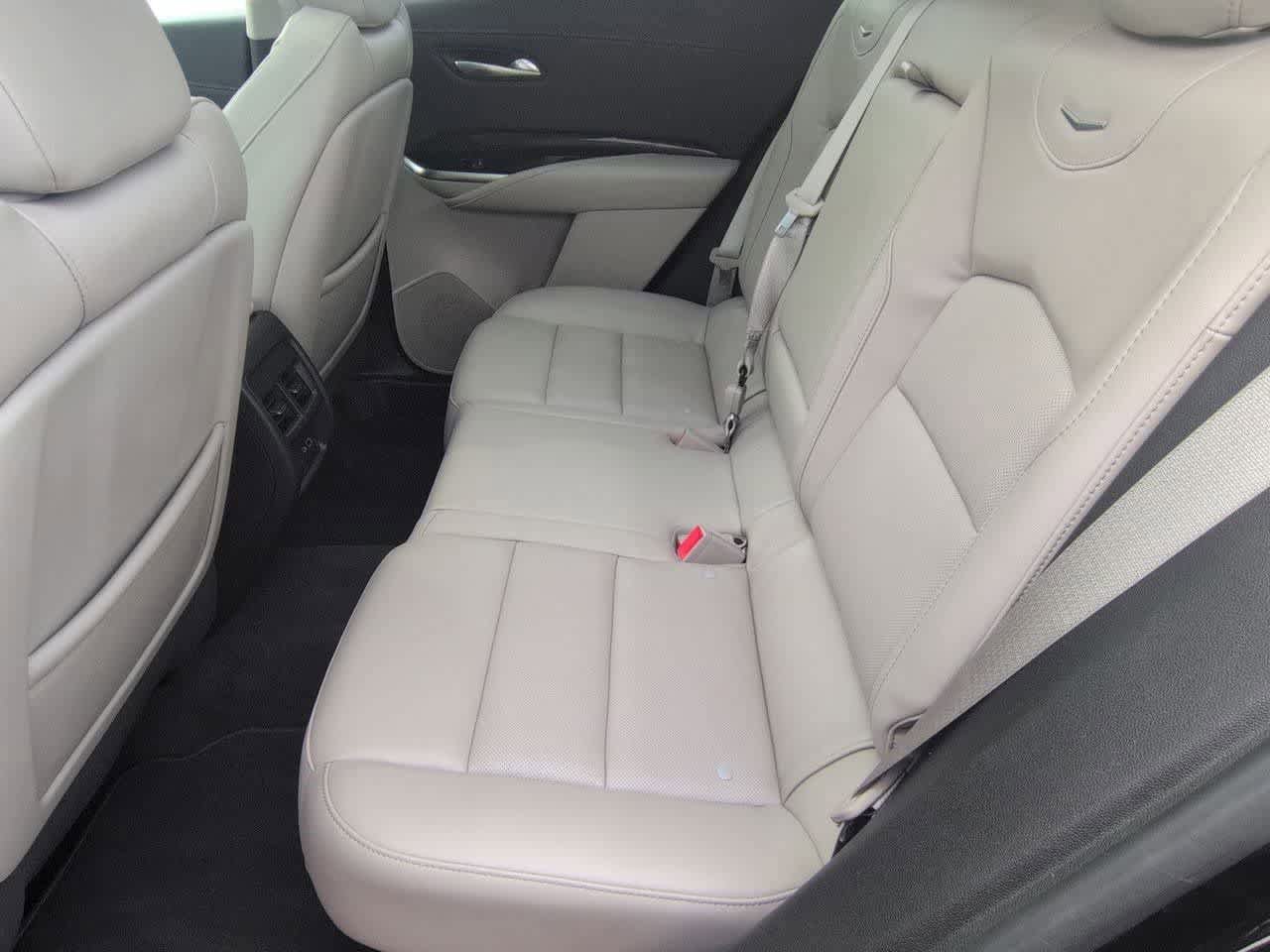 Used 2023 Cadillac XT4 Premium Luxury AWD/4WD image 20