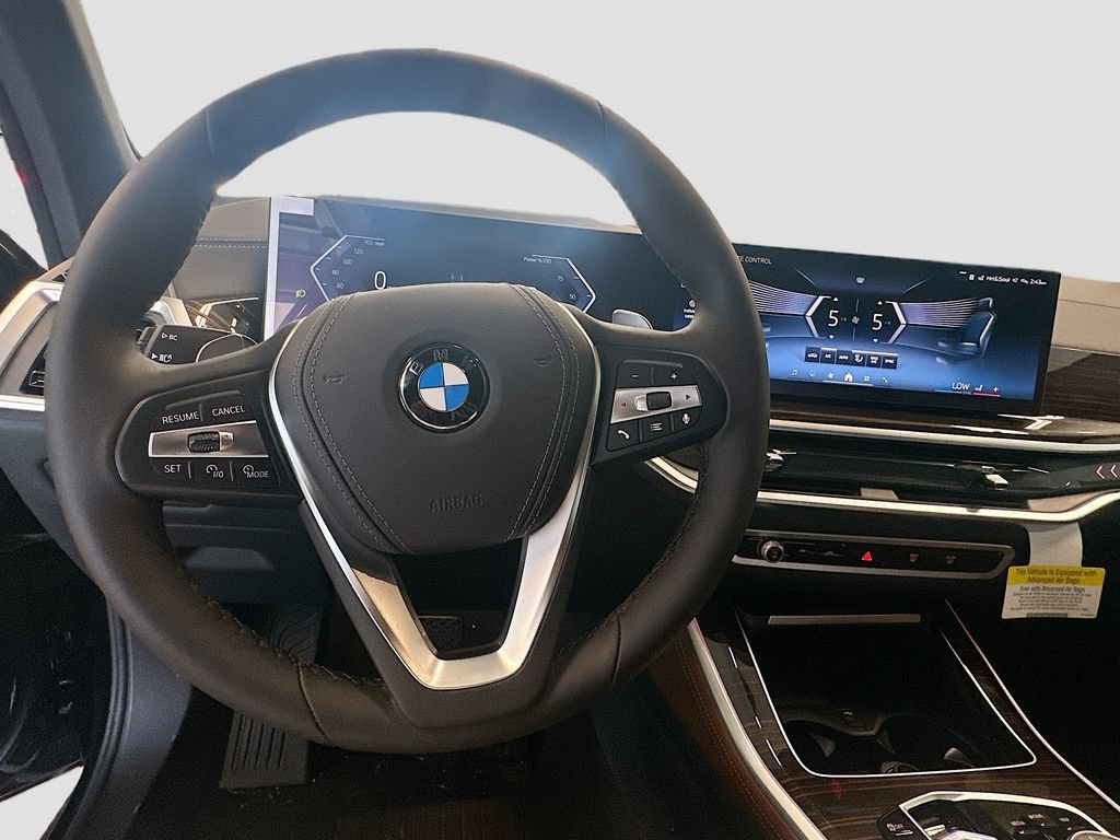 Used 2026 BMW X5 xDrive40i AWD/4WD image 11