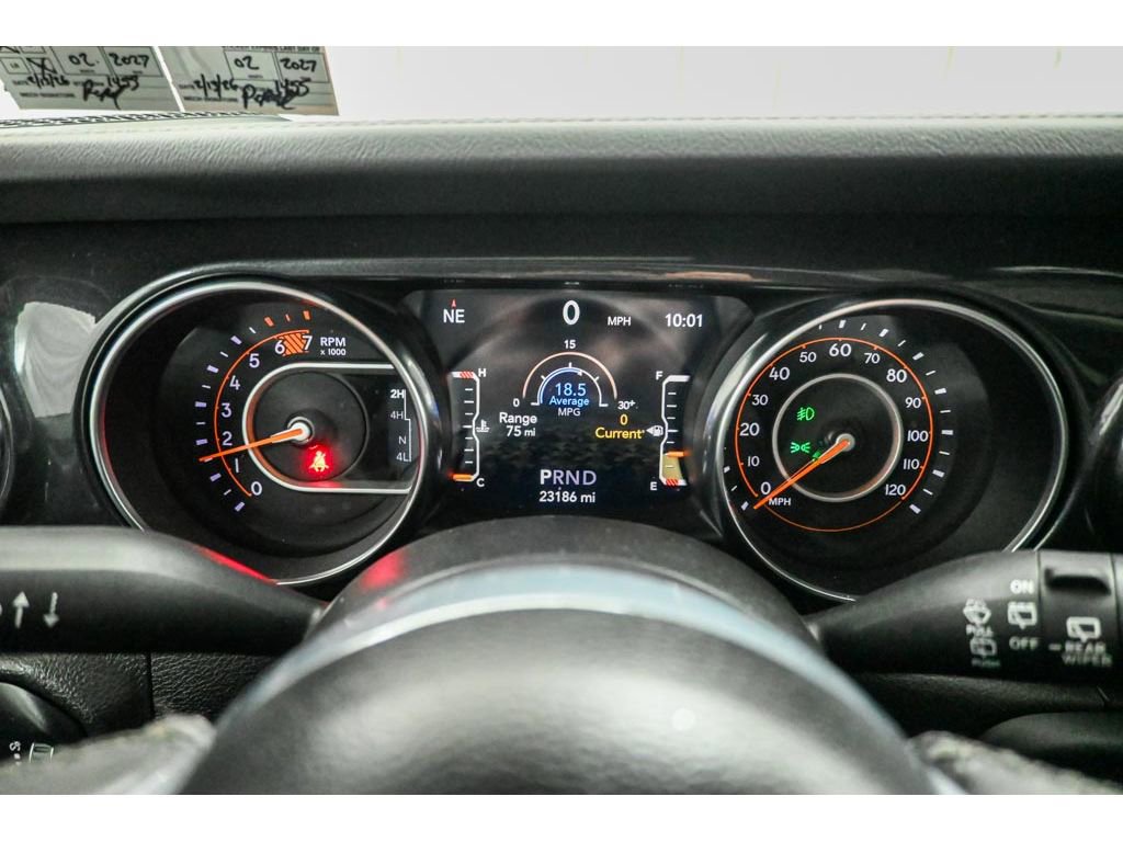 Used 2023 Jeep Wrangler Unlimited Sahara image 12