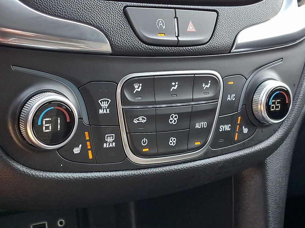 Certified 2024 Chevrolet Equinox LT FWD image 16