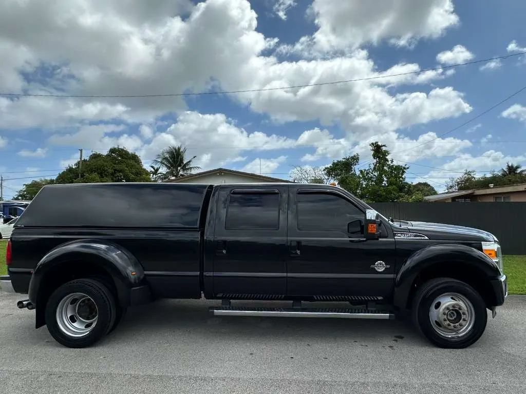 Used 2015 Ford F450 Lariat w/ Lariat Chrome Package AWD/4WD image 3