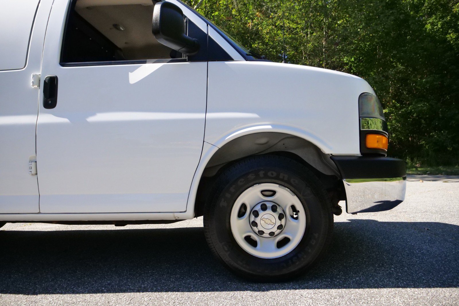 Used 2021 Chevrolet Express 2500 w/ Driver Convenience Package RWD image 29