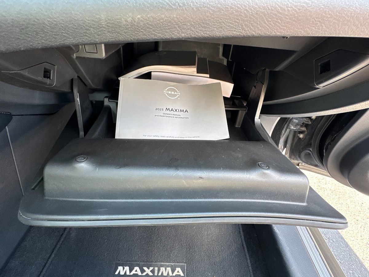Used 2023 Nissan Maxima SL FWD image 20