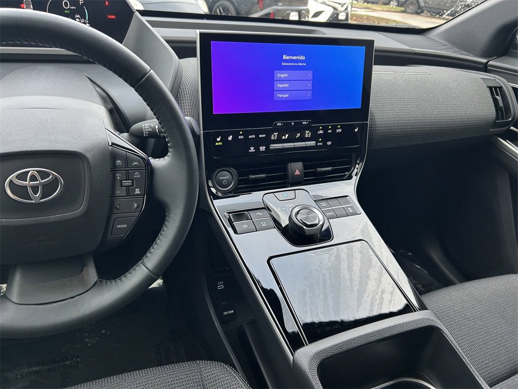 Used 2025 Toyota bZ4X FWD image 18