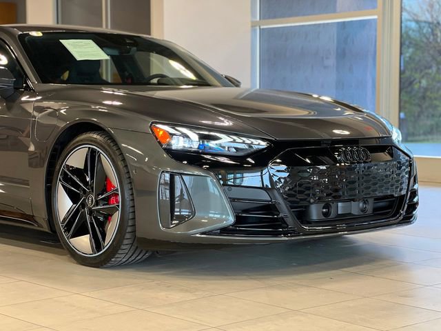Used 2022 Audi RS e-tron GT image 46