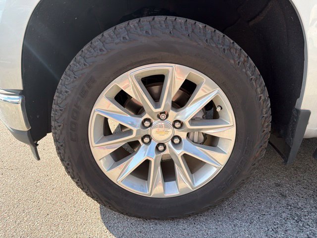 Used 2020 Chevrolet Silverado 1500 LTZ w/ LTZ Plus Package RWD image 12
