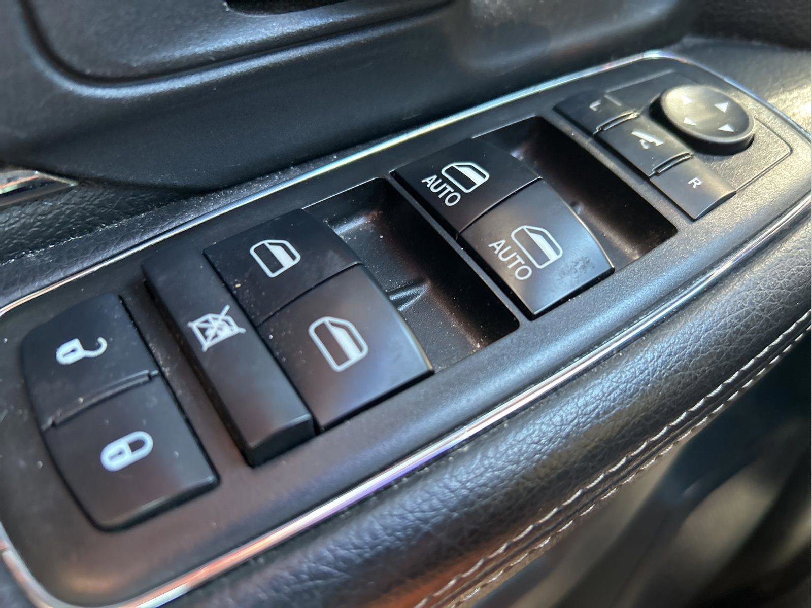 Used 2016 RAM 1500 Sport RWD image 24
