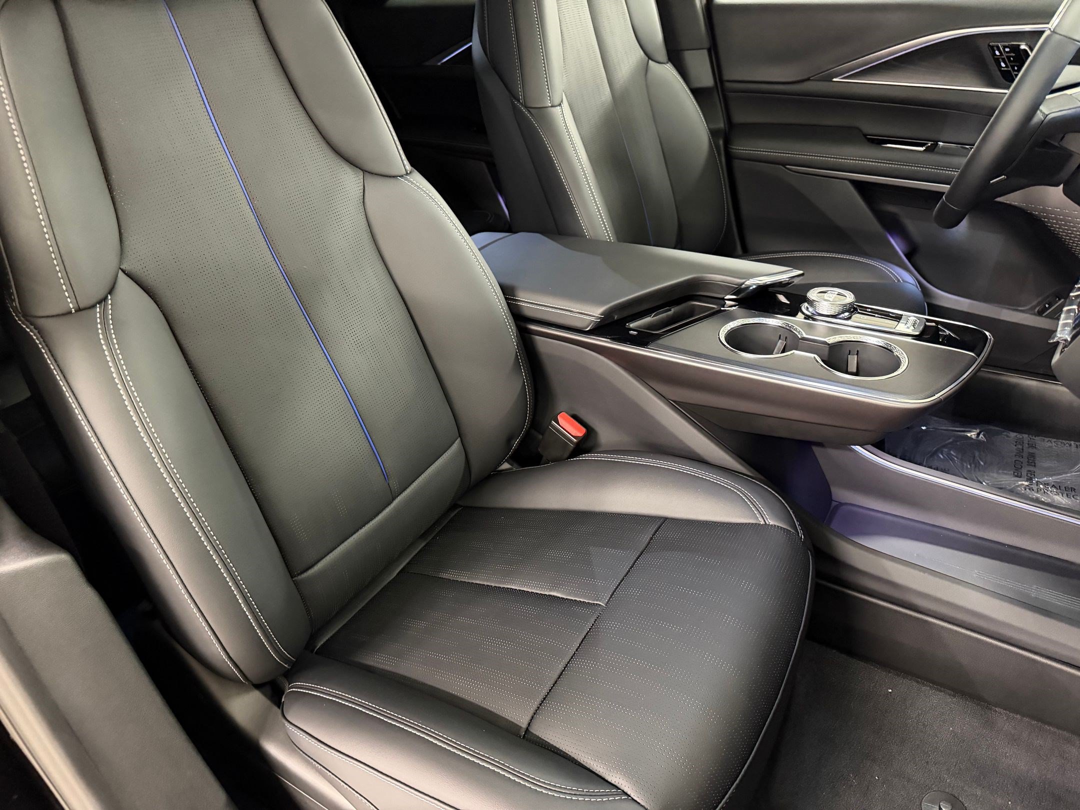 New 2026 Cadillac Lyriq Sport AWD/4WD image 51