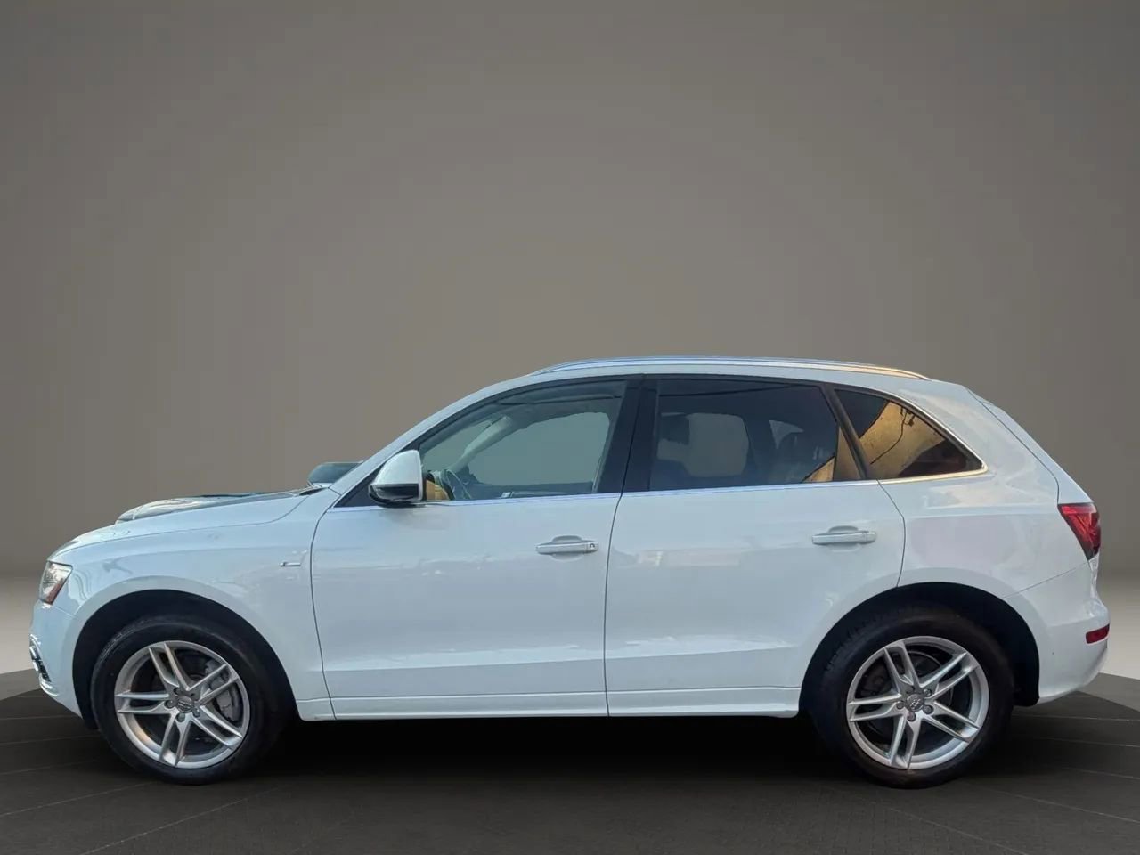 Used 2016 Audi Q5 3.0T Prestige w/ Prestige Package image 8