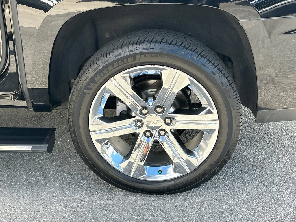 Used 2017 GMC Yukon XL Denali w/ Open Road Package AWD/4WD image 20