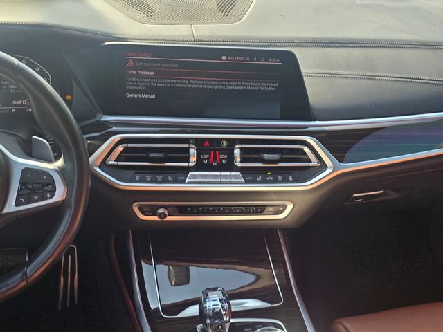 Used 2020 BMW X7 M50i w/ Dynamic Handling Package AWD/4WD image 18