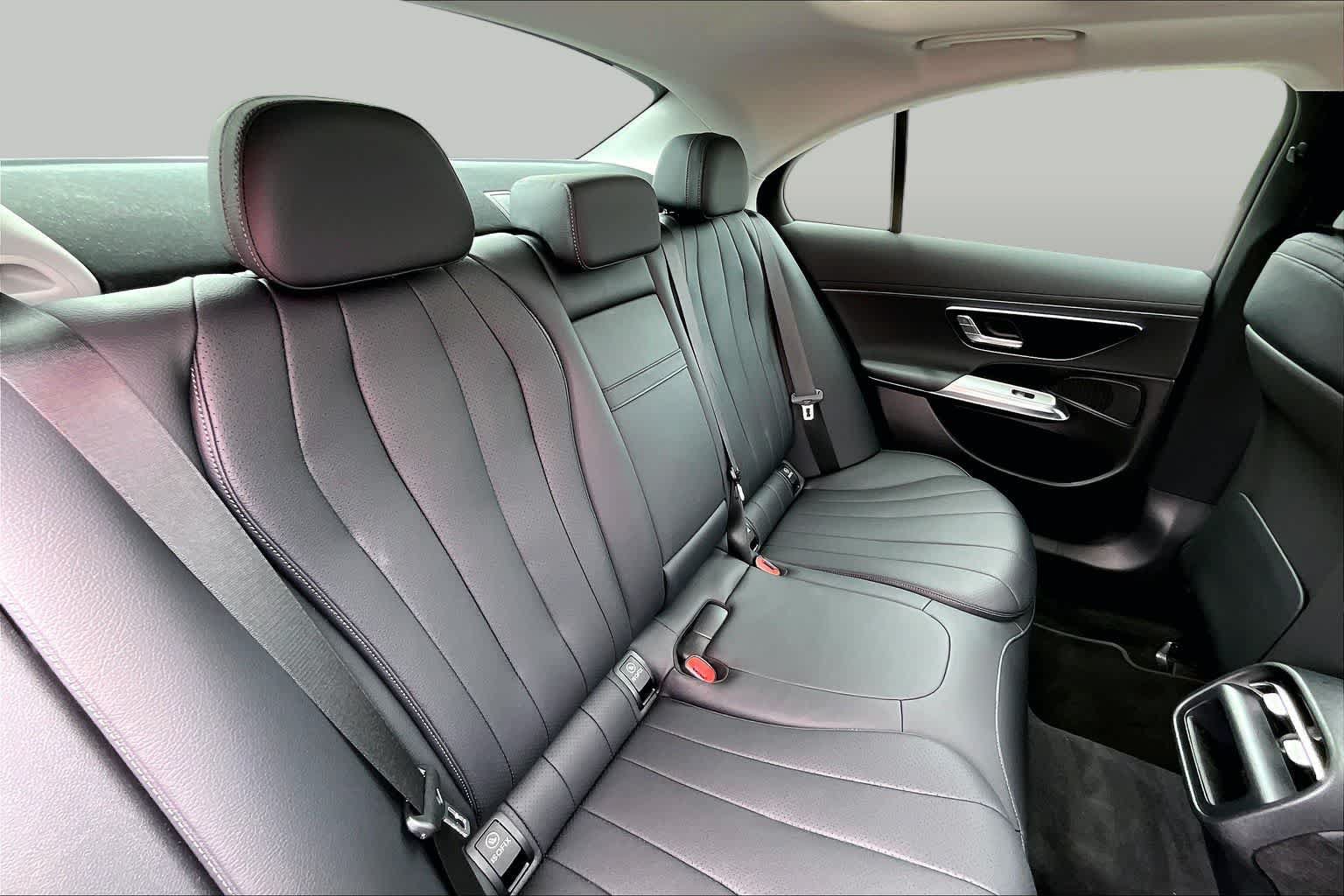 Used 2026 Mercedes-Benz E 450 4MATIC Sedan image 20