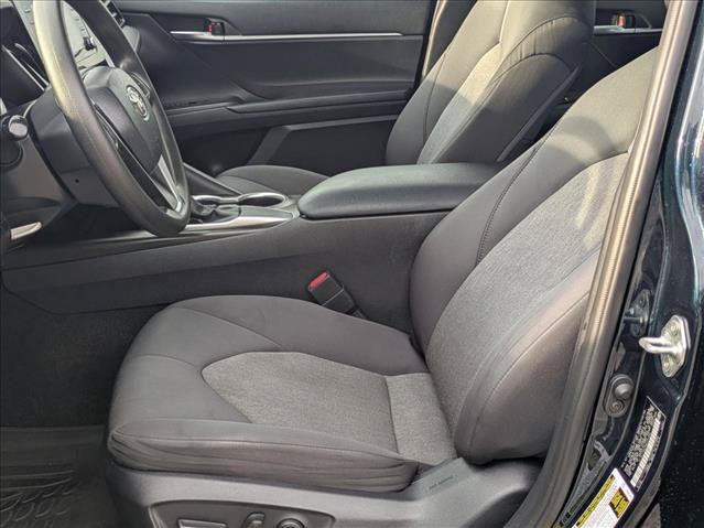 Used 2021 Toyota Camry LE FWD image 15