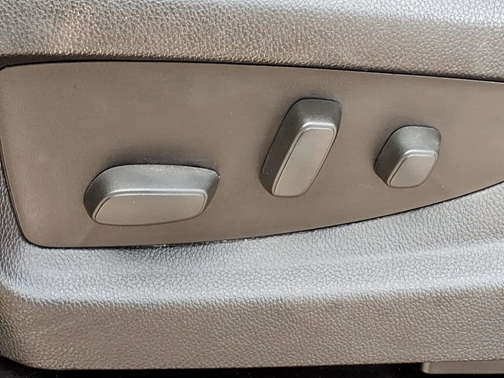 Certified 2016 Chevrolet Silverado 1500 LT w/ All Star Edition image 12