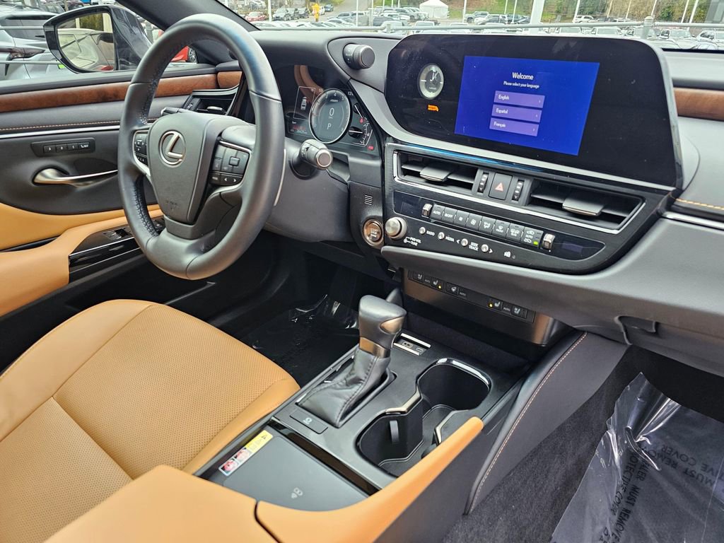 Used 2023 Lexus ES 250 w/ Premium Package image 12