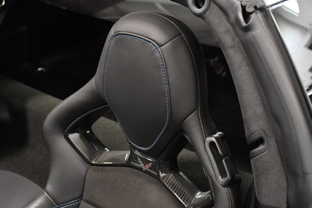 Used 2018 Chevrolet Corvette Grand Sport w/ Carbon 65 Edition RWD image 31