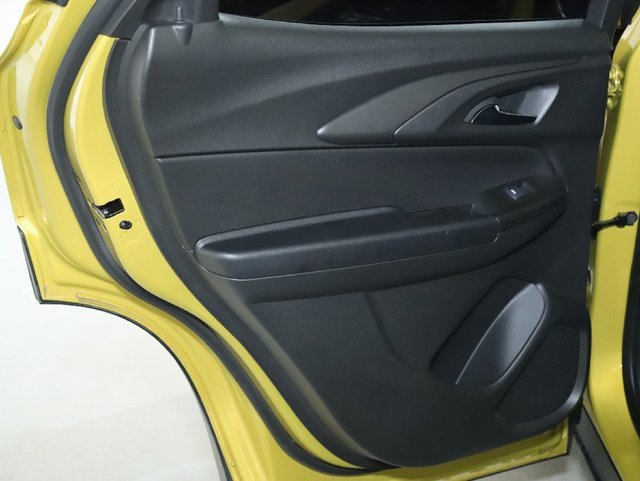 Used 2023 Chevrolet TrailBlazer ACTIV w/ Sun and Liftgate Package image 13