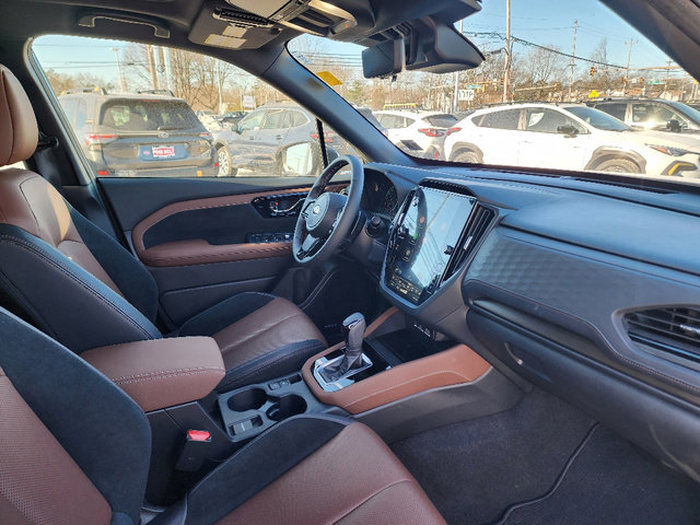 Used 2025 Subaru Forester Touring image 29