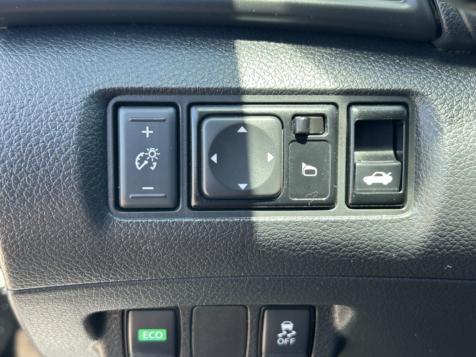 Used 2019 Nissan Sentra S FWD image 30
