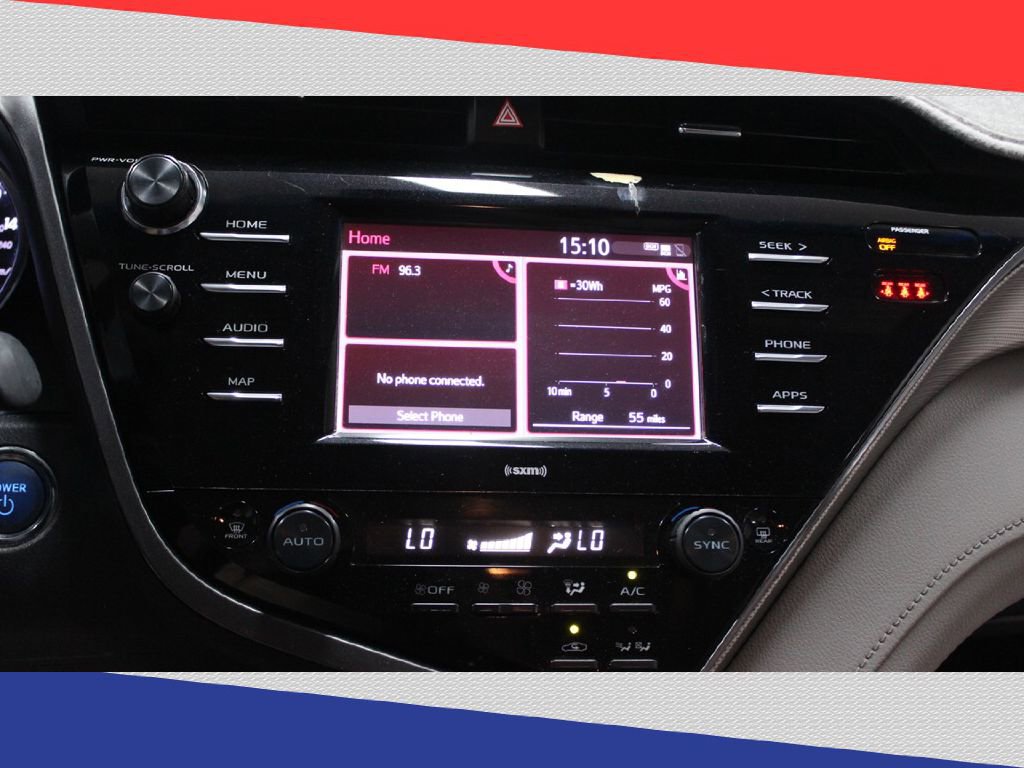 Used 2020 Toyota Camry SE w/ Carpet Mat Package image 20